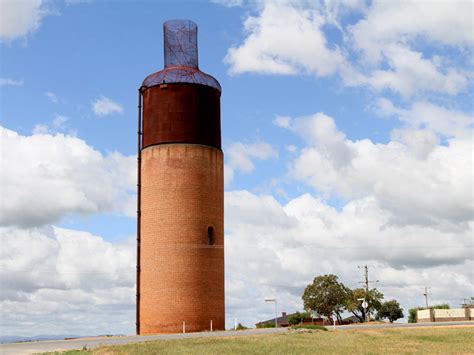 Rutherglen, VIC - Aussie Towns