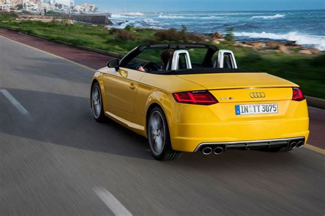 Audi TTS Roadster (2015) review