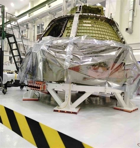 Artemis 2 astronauts eager to prep Orion spacecraft for more moon ...