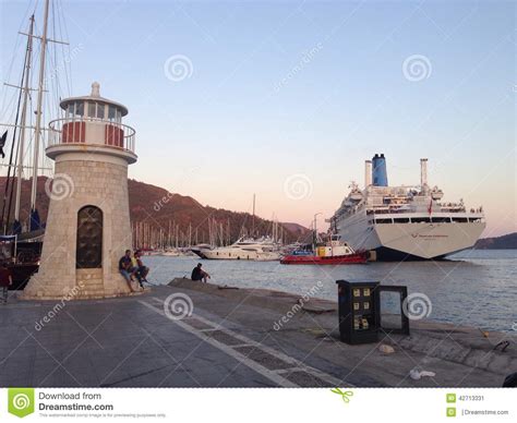 Marmaris cruise editorial photo. Image of vacation, town - 42713331