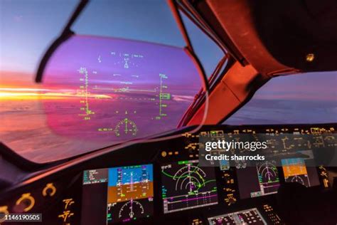 833 Boeing 787 Cockpit Stock Photos, High-Res Pictures, and Images ...