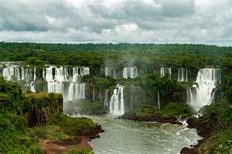 Die Iguazu Wasserfälle in Argentinien und Brasilien