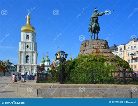 Bohdan Khmelnytsky Monument Editorial Photography - Image of historical, hetman: 252715852