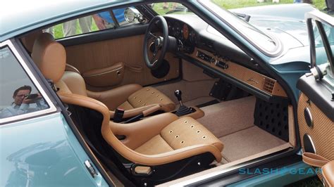 100+ Dazzlingly Detailed Singer Porsche Seats