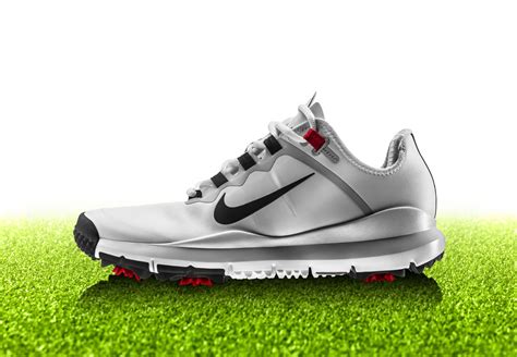 Nike TW '13 - Tiger Woods' Nike FREE-Inspired Golf Shoe | Sole Collector