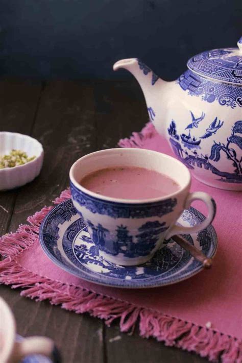Karachi Style Kashmiri Chai (Pink Tea) - Flour & Spice