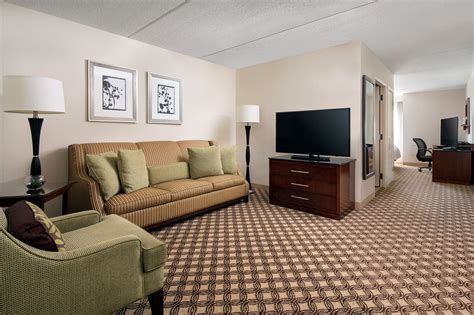 CHICAGO MARRIOTT NAPERVILLE - Hotel Reviews & Price Comparison (IL ...