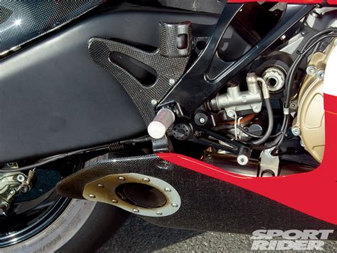 Fast Bikes Online: Ducati Desmosedici RR Exhaust