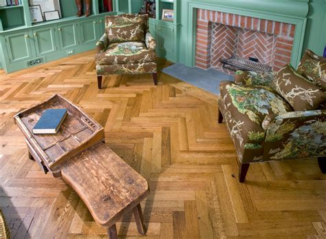 Wood Floor Patterns - Custom Wood Floor Design Ideas