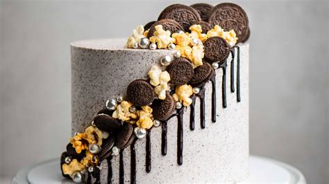 How To Make a Cascading Oreo Cake - YouTube