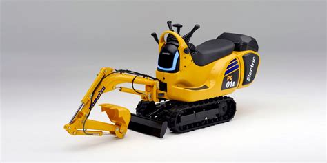 Honda made the cutest electric micro-excavator ever, and it uses electric motorcycle batteries ...