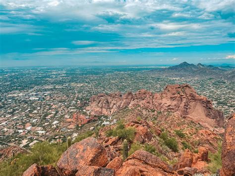 10 Tips for Hiking Camelback Mountain in Scottsdale