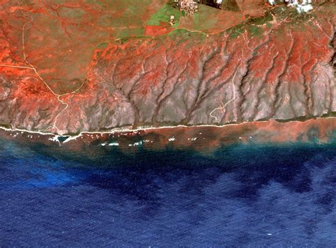 Global warming's extreme rains threaten Hawaii's coral reefs Oahu ...