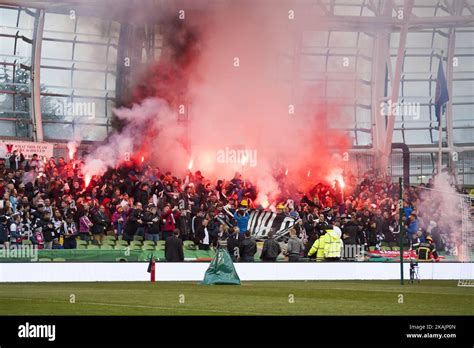 Dundalk fans with the flares during the Irish Daily Mail FAI Senior Cup ...