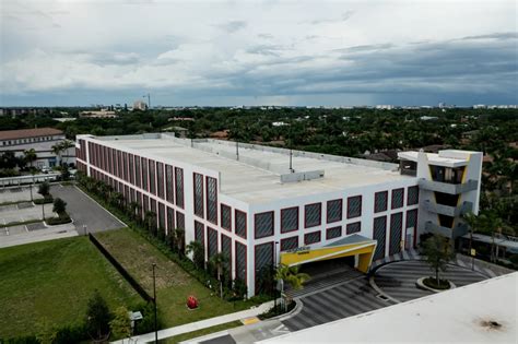 Brightline Boca Raton Parking Garage - Metromont