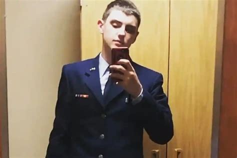 US federal agents arrest National Guardsman Jack Teixeira, 21, over leaked intelligence ...