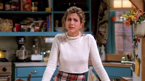 703 Outfits Rachel Wore On 'Friends', Ranked From Worst To Best (Yes, That's Every Single Outfit)