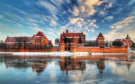 12 Malbork Castle HD Wallpapers | Backgrounds - Wallpaper Abyss