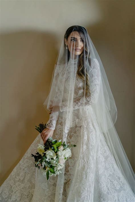 12 Wedding Veil Styles & Lengths, From Shortest to Longest