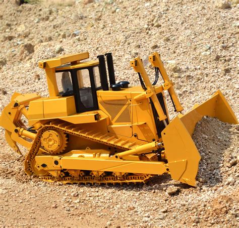 1/14 Scale RC Hydraulic Bulldozer DXR2 - Xtreem RC