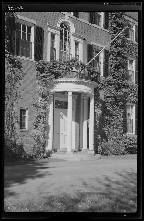 Doorway of the President's House, in Harvard Yard, Cambridge - Digital Commonwealth