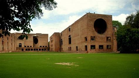 IIM Ahmedabad sees the two-year MBA programme getting phased out in a ...