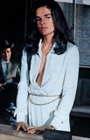 Ali MacGraw in "The Getaway" | Ali macgraw, Fashion, 70s girl