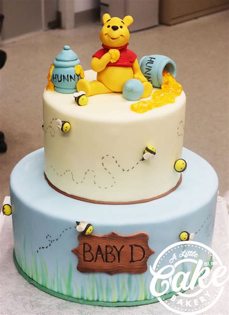 Winnie the Pooh baby Shower Cake