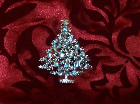 Christmas Tree, Blue and Silver, Pin Brooch