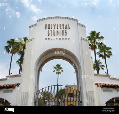 Universal Studios entrance, Hollywood, CA Stock Photo - Alamy