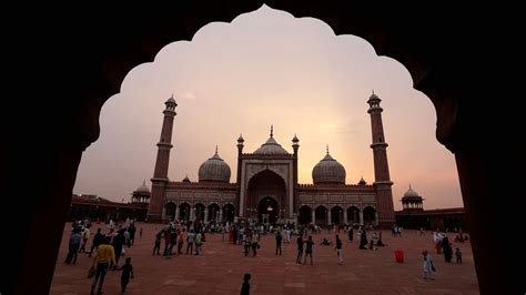 Glorious history of Delhi's Jama Masjid — the mosque that promised a ...