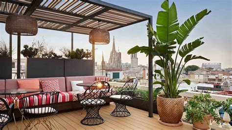 15 Best Rooftop Bars in Barcelona | Pocket Wanderings