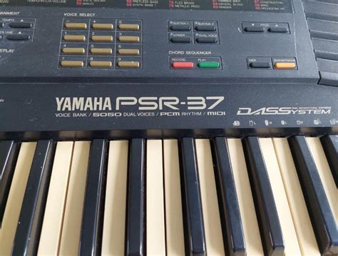 Yamaha PSR-37 electric organ, Hobbies & Toys, Music & Media, Musical Instruments on Carousell