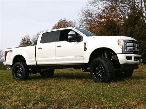 2017 Ford F350 Platinum - Custom Build