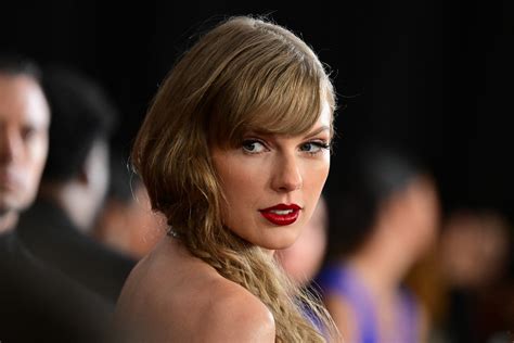 Taylor Swift announces new album at 2024 Grammys - ABC News