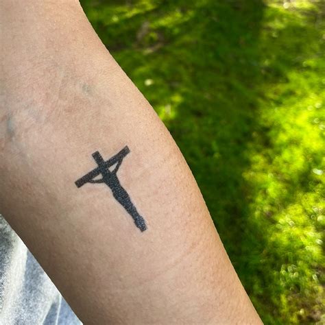 Crucifixion Tattoo set of 2 Crucifixion Temporary Tattoo / Crucifix Tattoo / Religious Tattoo ...