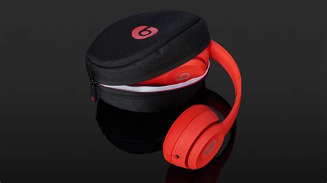 Beats by Dr. Dre Solo 3 Wireless Review | headphonecheck.com