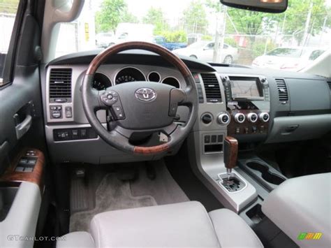 2010 Toyota Tundra Platinum CrewMax 4x4 interior Photos | GTCarLot.com