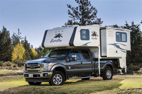 2021 Best Truck Bed Campers | Complete Guide to Pick a Truck Camper ...