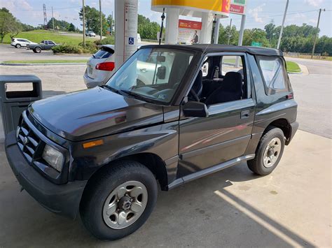 Black 1997 Geo Tracker 2 Door 4x4 Rag Top - The 4x4 To Own - Chev Geo ...