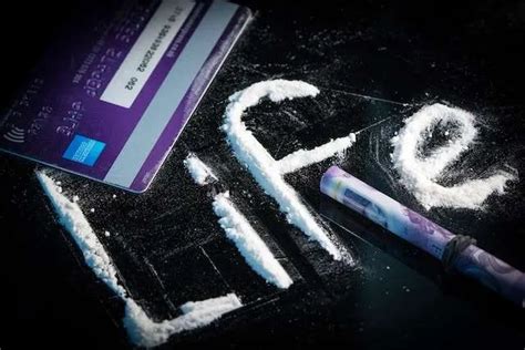 Cocaine 8 Ball: Effects, Addiction and Treatment