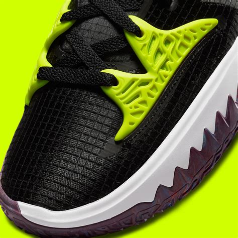 Nike Kyrie Low 4 2021 CZ0105-002 Release Date | SneakerNews.com