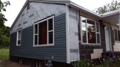 Vinyl Siding Before and After with Photos - Delight&Dazzle