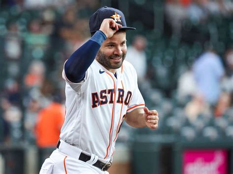 "This is unreal" - MLB Twitter reacts as Jose Altuve SLAMS three consecutive home runs in 14-1 ...