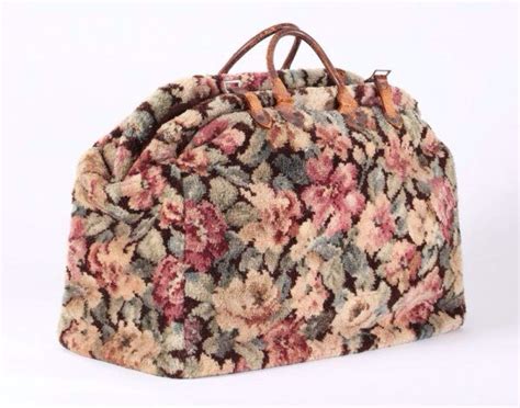 Mary Poppins carpet bag | Carpet bag, Magic bag, Mary poppins