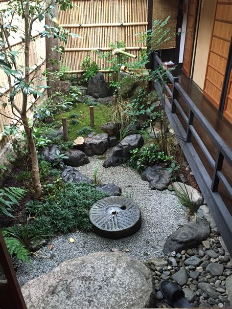 Pin by Kate Hoy on Wanderlust | Small japanese garden, Zen garden ...