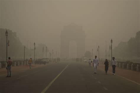 New Delhi declares emergency as toxic smog thickens by the hour