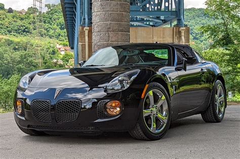 No Reserve: 10k-Mile 2009 Pontiac Solstice GXP Coupe for sale on BaT ...