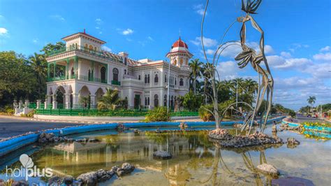 Book "FUN IN CIENFUEGOS AND HISTORY IN TRINIDAD" Tour. Departure from VARADERO.