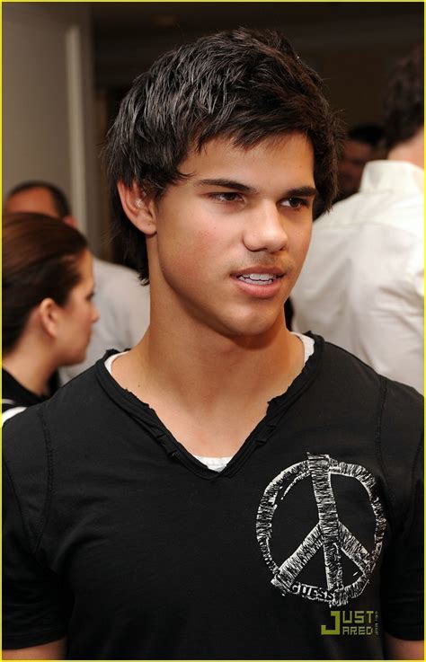 Taylor Lautner - Twilight Series Photo (3506735) - Fanpop